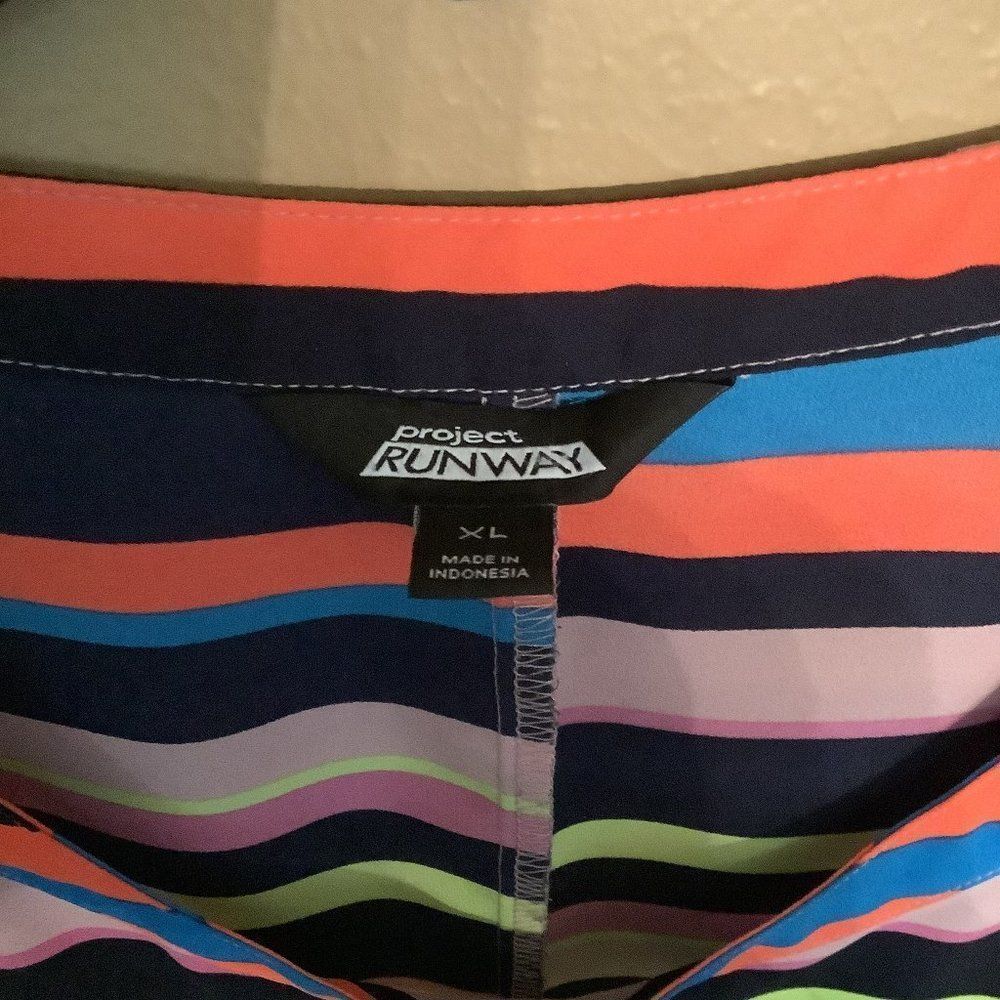 Project RUNWAY Stripped Blouse - Picture 4 of 4